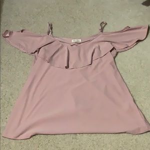 ruffle off the shoulder too